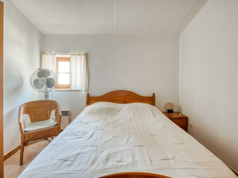 Blissful Holiday Home In Montpezat-de-quercy With Pool