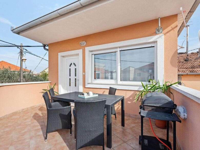 Alluring Apartment In Zadar Near Sea