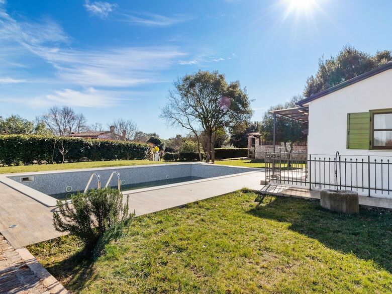 Tranquil Villa In Rovinj With Private Swimming Pool