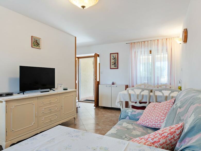 Quaint Farmhouse In Krmed With Garden