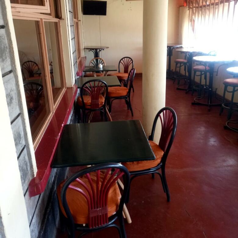 Hotel Club 42 Salgaa Bar & Restaurant