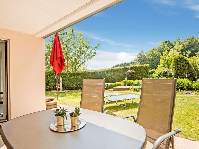 Charming Apartment In Weinsheim With Garden