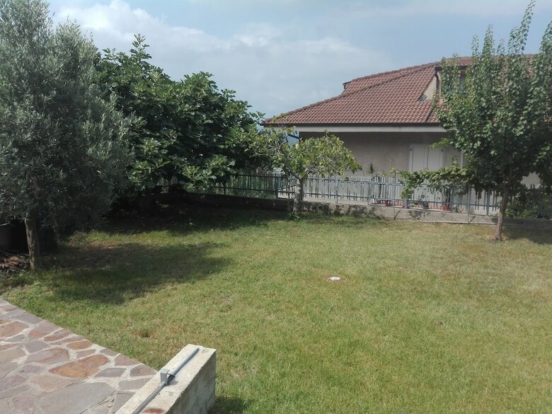 Warm Holiday Home In Falerna Marina With Terrace