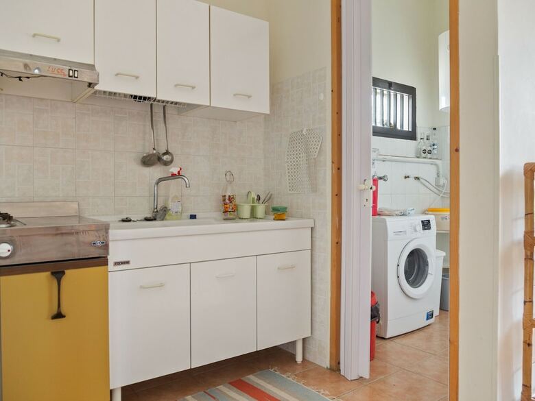 Warm Holiday Home In Falerna Marina With Terrace