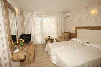 Hotel Relax Holiday Complex & Spa