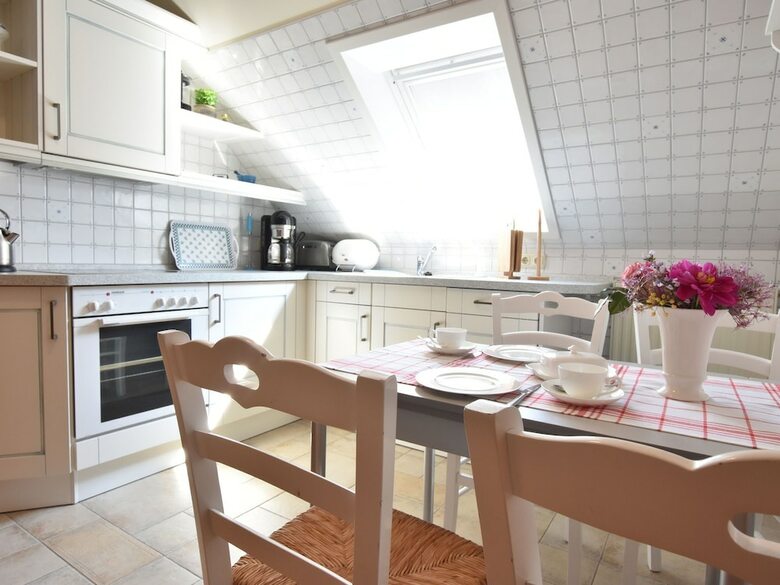 Comfy Apartment In Kr�pelin Near Seabeach