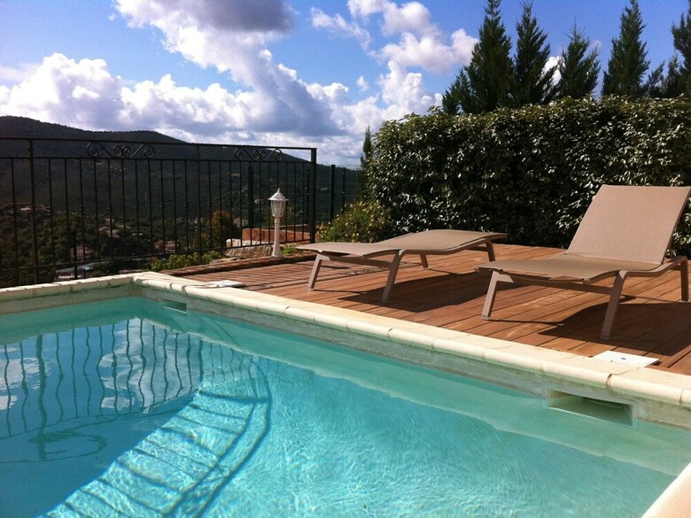 Spacious Villa With Panoramic Views, Located In The Provence