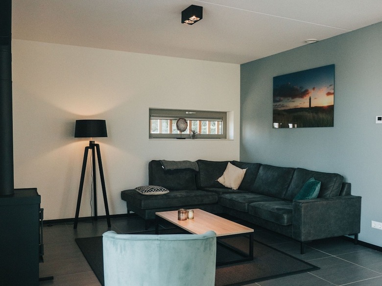 Luxurious Holiday Home With A Fire Place 800m From The Beach