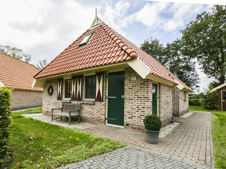Comfy Holiday Home With A Dishwasher, Near Meppel