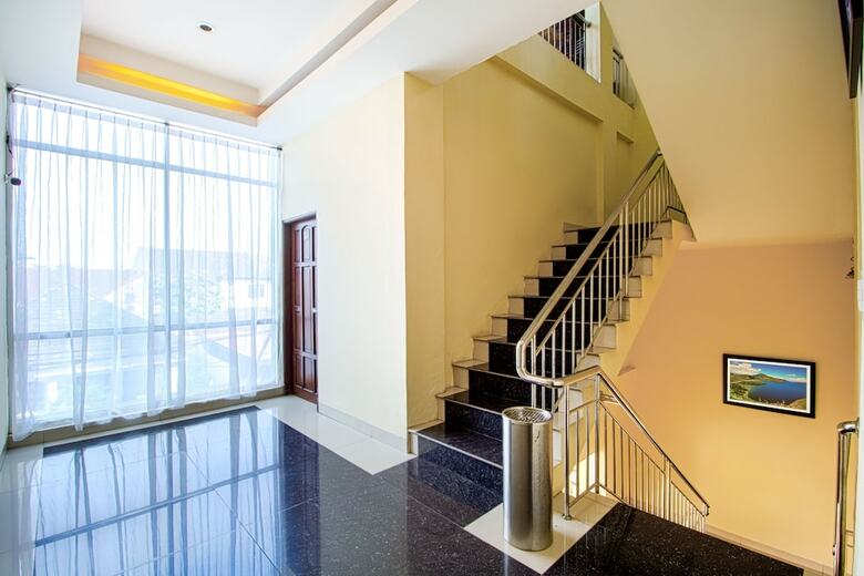 Hotel Wesly House