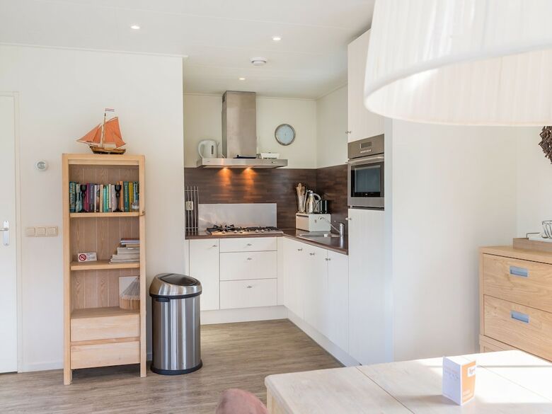 Luxurious, 2 Bathroom Holiday Home, 1.5 Km. From The Beach