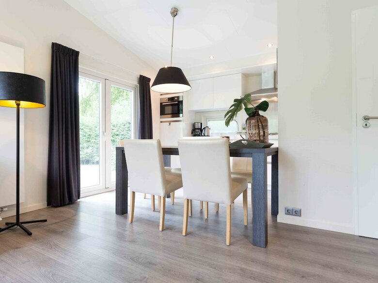 Comfortable Chalet With A Dishwasher, In A Water-rich Area