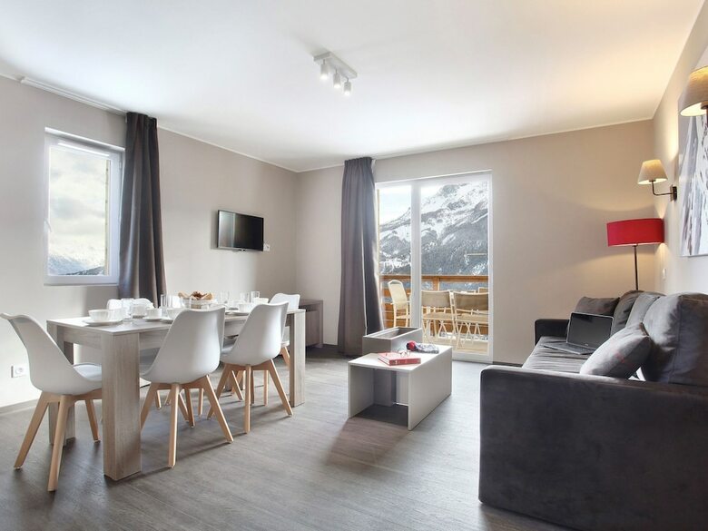 Apartment In The Active Pra Loup And Espace Lumi�re