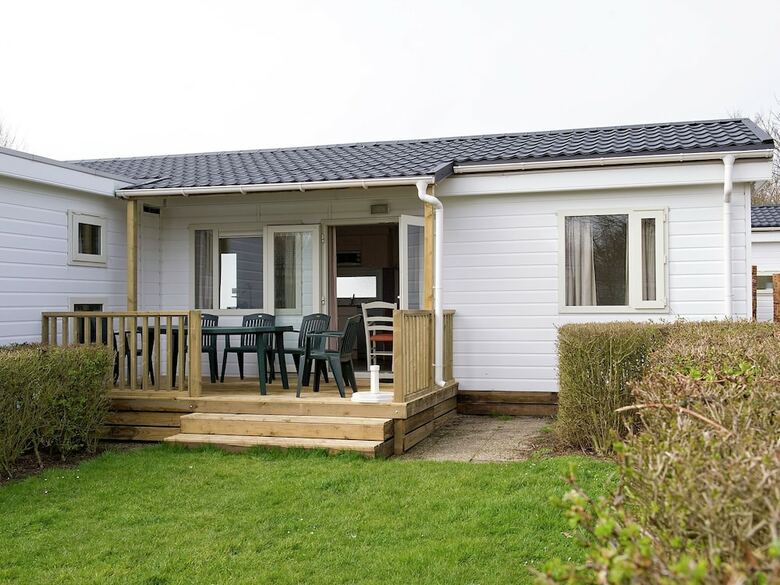 Comfortable Chalet With Dishwasher, Nearn Cosy Domburg