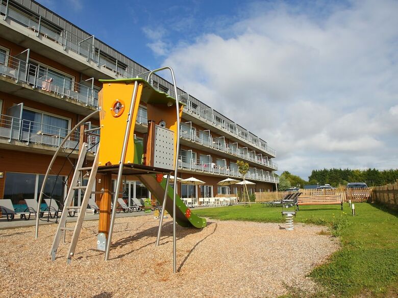Air-conditioned Apartment Close To Mont Saint Michel