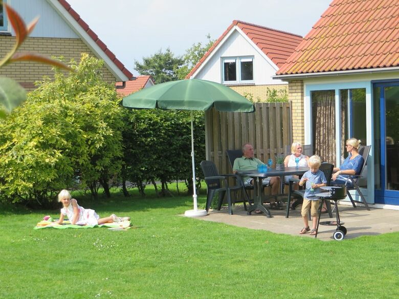 Detached House With Dishwasher, At Only 19 Km. From Hoorn