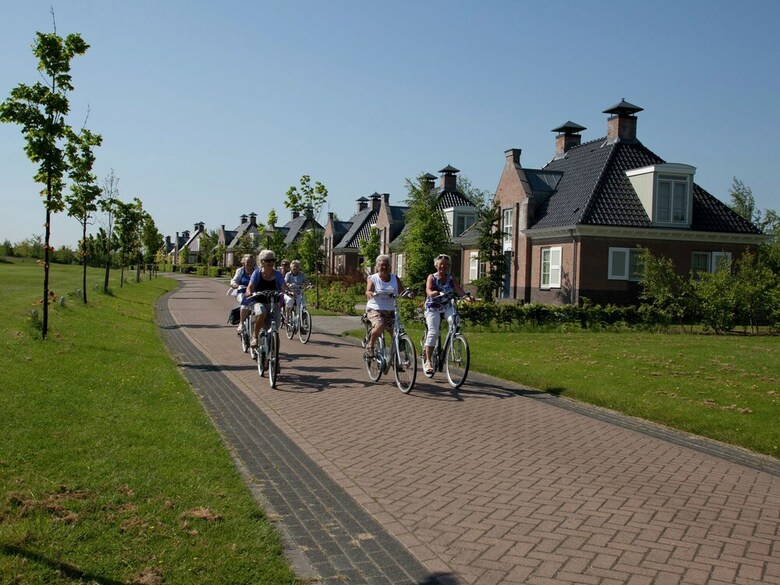 Beautiful Holiday Home With 2 Bathrooms, 2 Km From Appelscha