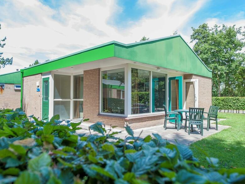 Single Storey Isolated Bungalow 3 Km. From Renesse And Beach