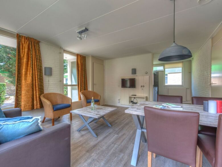 Single Storey Isolated Bungalow 3 Km. From Renesse And Beach