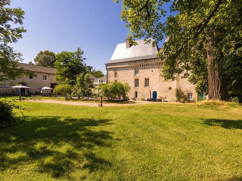 Very Spacious Cottage With A Separate Guest House On A Medieval Domain