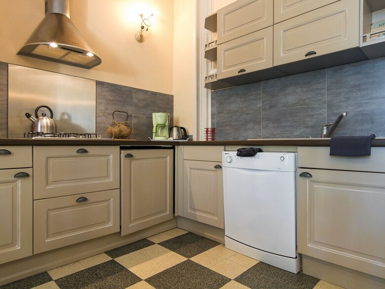 Very Spacious Cottage With A Separate Guest House On A Medieval Domain