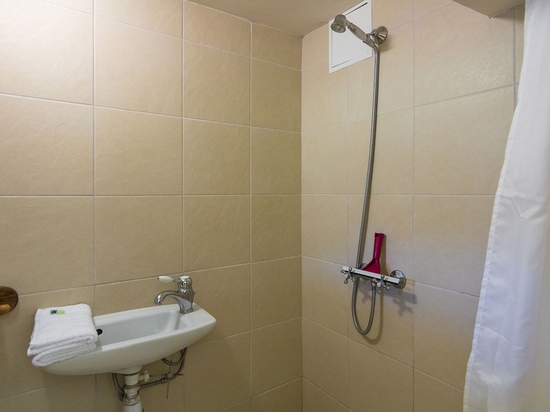 Very Spacious Cottage With A Separate Guest House On A Medieval Domain