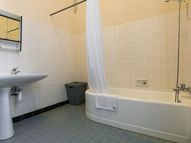 Very Spacious Cottage With A Separate Guest House On A Medieval Domain