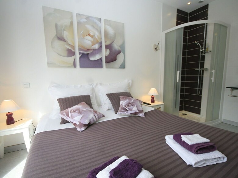 Modern Villa In Ploun�our-trez With Large Garden