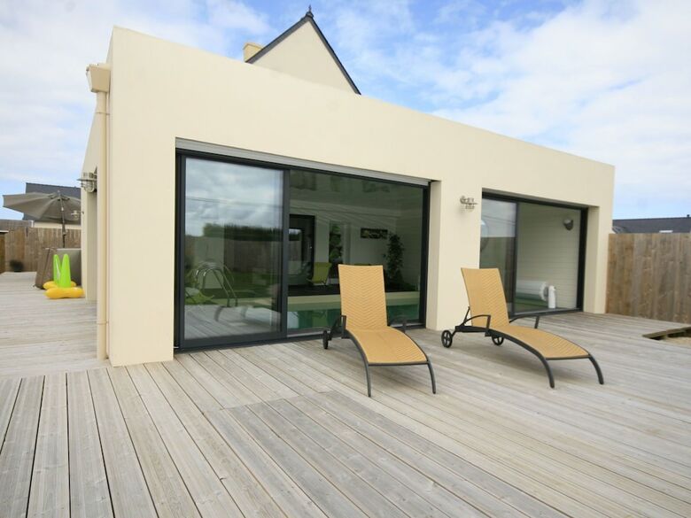 Modern Villa In Ploun�our-trez With Large Garden