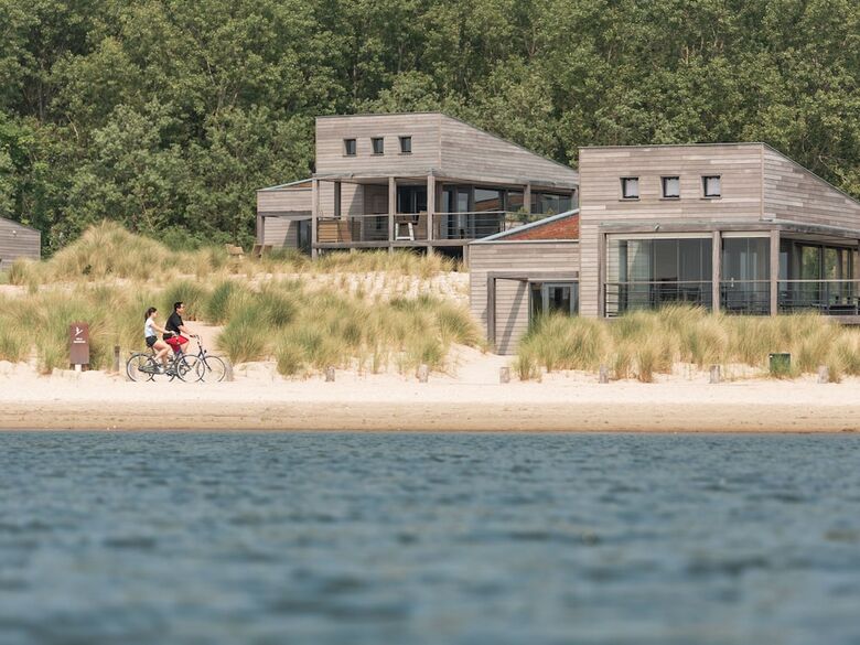 Luxury Villa With Washing Machine Located In Nature Reserve