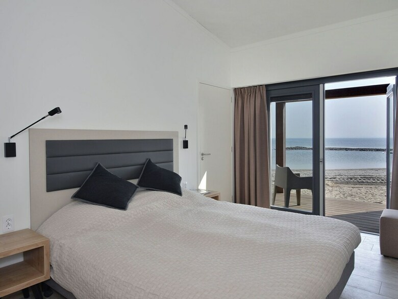 Luxury Villa With Washing Machine Located In Nature Reserve