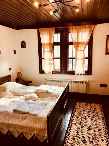 Sharlopova Guest House