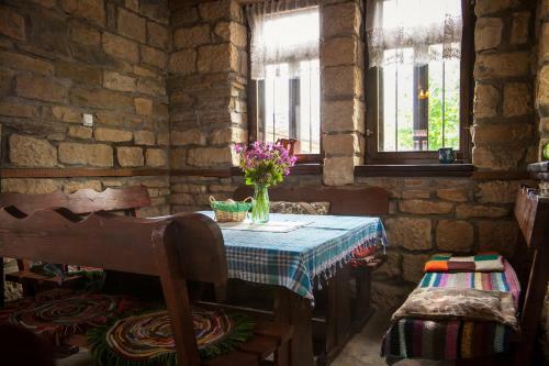 Hostal Mutafova Guest House