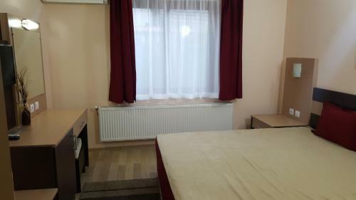 Hostal Ego Guest House