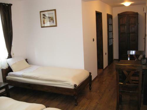 Hostal Guesthouse Trite Kambani