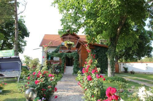 Hostal Orehite Guest House