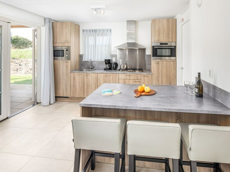 Cozy Villa In Nieuwvliet With Sauna
