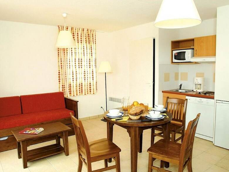 Furnished Apartment In Prayssac With Terrace