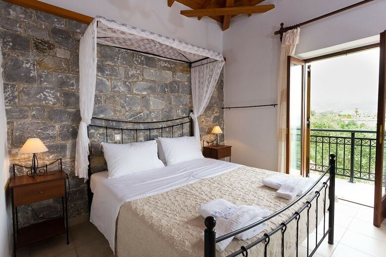 Villa Pleiades
