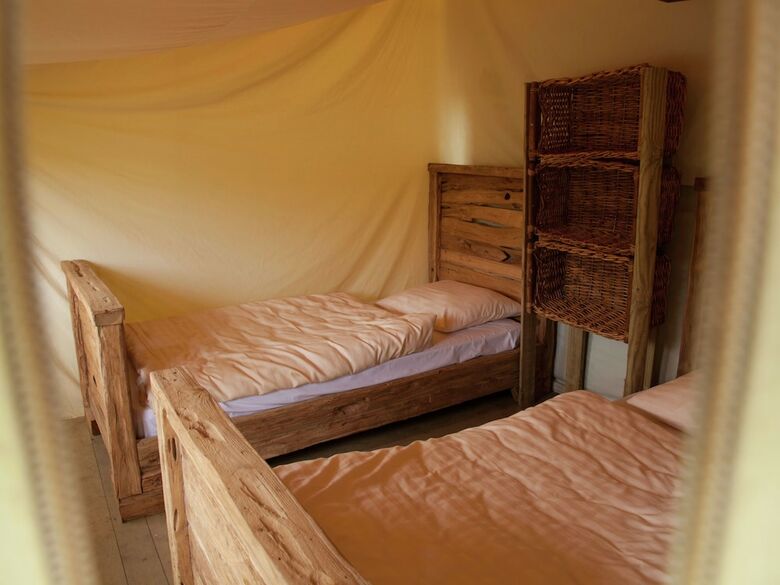 Comfortable Tent Lodge In Callantsoog With Garden