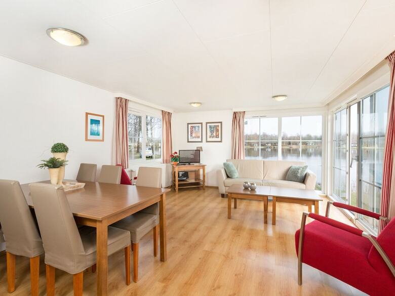 Comfortable Chalet With Wifi, Located In Green Twente