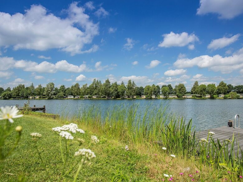 Comfortable Chalet With Wifi, Located In Green Twente