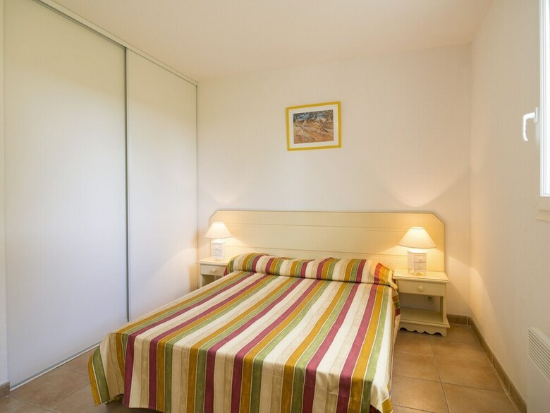 Summer Villa With Terrace Or Loggia, Located In Languedoc
