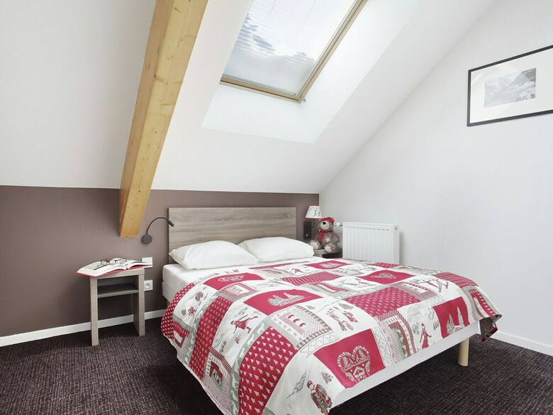 Modern Apartment In A Ski Area Known For Its Sunshine