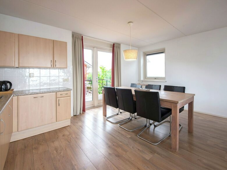 Tidy Apartment With Dishwasher, Close To Amsterdam