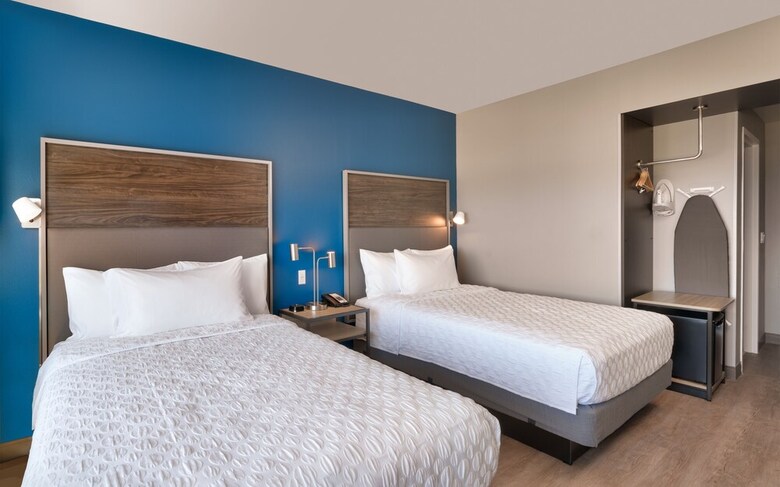 Hotel Tru By Hilton Clearfield Hill Air Force Base, Ut
