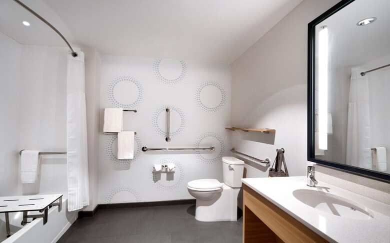 Hotel Tru By Hilton Clearfield Hill Air Force Base, Ut