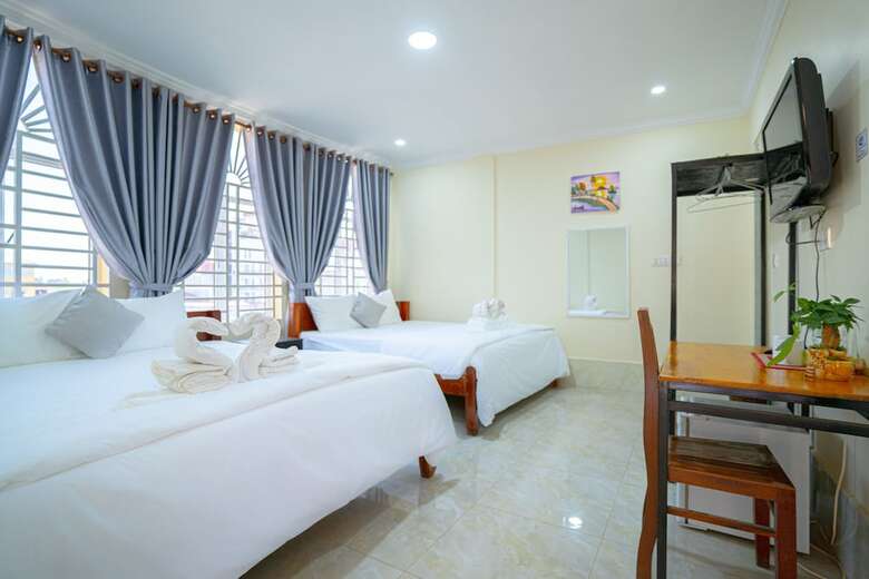 Hotel Kampot Moyura Guest House