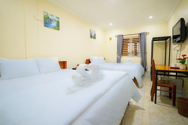 Hotel Kampot Moyura Guest House