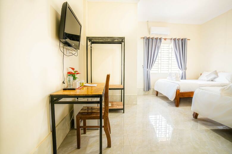 Hotel Kampot Moyura Guest House